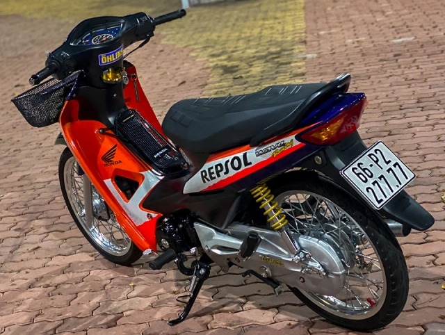 Wave repsol sở hữu biển số làm người xem hết hồn