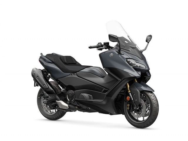 Yamaha tmax 560 2022 đã chính thức trình làng châu á với giá từ 192 triệu đồng