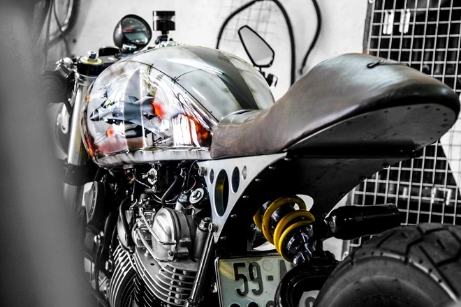 Yamaha xv750 lột xác ngoạn mục với bản độ cafe racer tại sài gòn