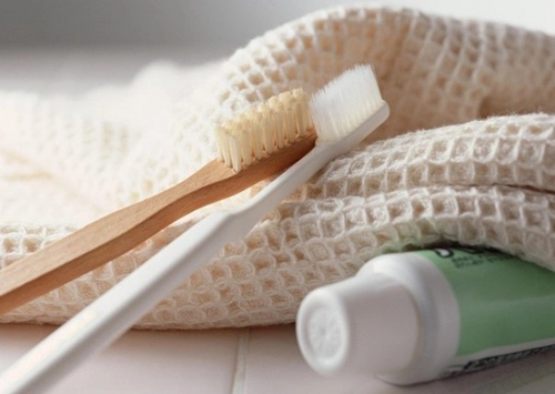 12 công dụng tuyệt vời của kem đánh răng mà bạn chưa biết đến
