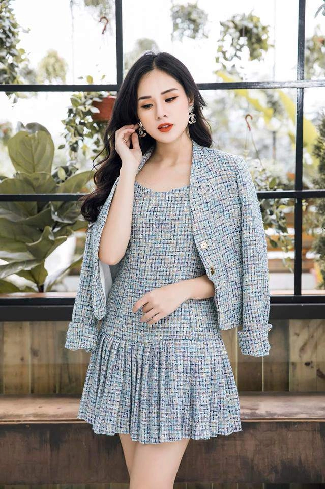 Bạn gái cầu thủ trọng đại xách túi 80 triệu sang chảnh đi thi miss world việt nam 2019