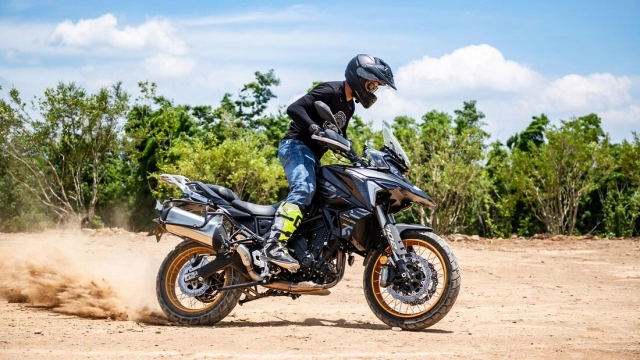 Benelli trk 702 lần đầu ra mắt tại sự kiện eicma 2022