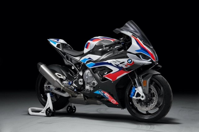 Bmw m1000rr ra mắt tại ấn độ với giá từ 13 tỷ đồng