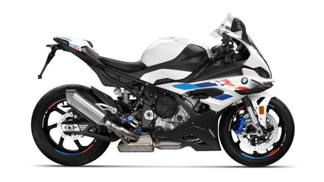 Bmw s1000rr 2023 nhận được một loạt các bản cập nhật bao gồm cả aero winglets