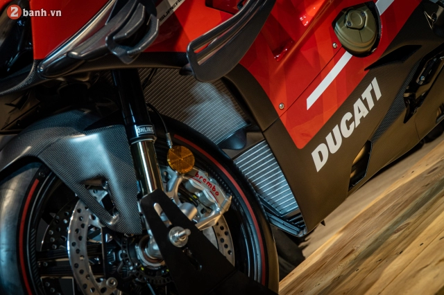 Cận cảnh ducati superleggera v4 đắt nhất và duy nhất của doanh nhân minh nhựa