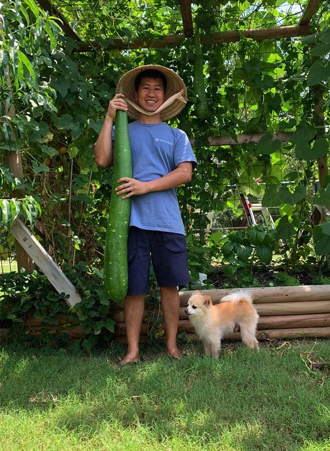 Chàng trai việt sở hữu khu vườn 300m2 trên đất mỹ trồng 2000 loại ớt khác nhau