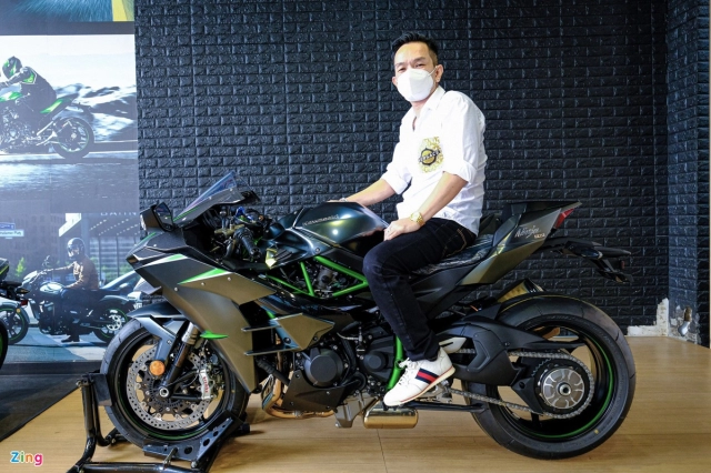 Chi tiết kawasaki ninja h2 carbon giá gần 13 tỷ đồng tại việt nam