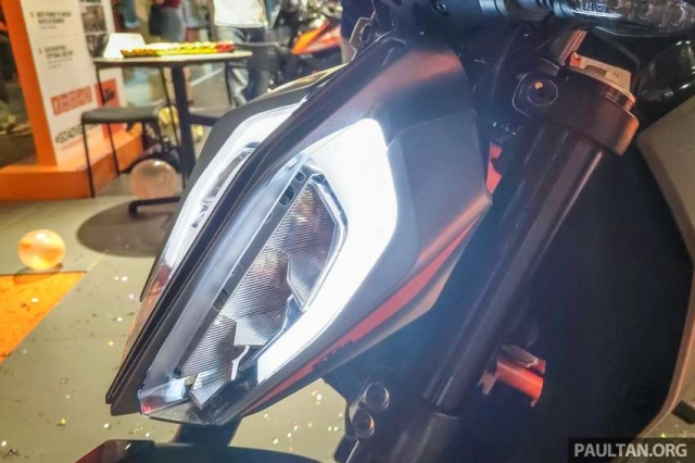 Chi tiết ktm duke 250 2022 màu mới có giá từ 116 triệu đồng