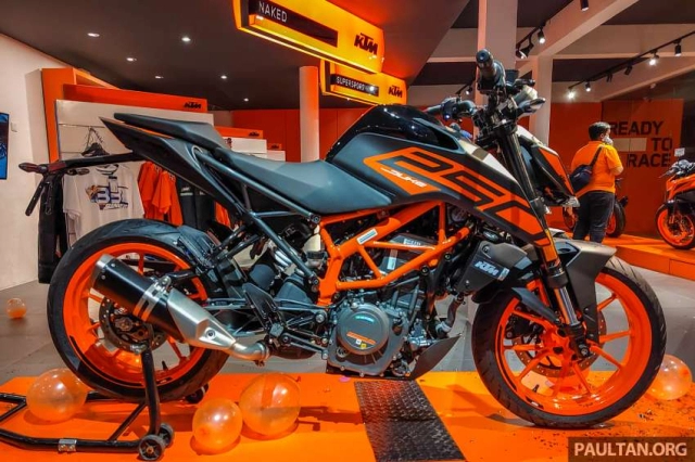 Chi tiết ktm duke 250 2022 màu mới có giá từ 116 triệu đồng