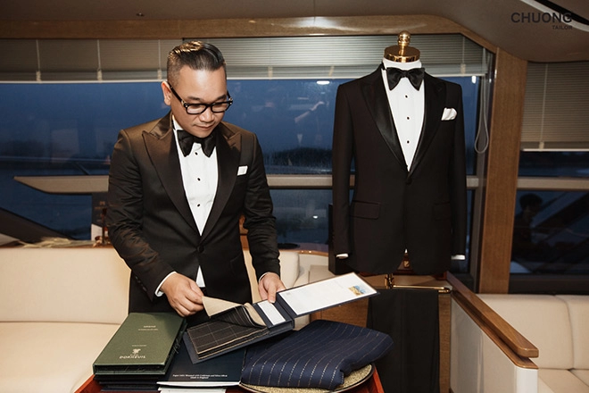 Chương tailor tôi chọn tuxedo chọn giá trị 300 năm không đổi