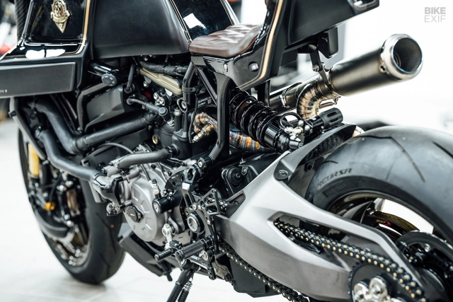 Ducati monster độ phong cách ấn tượng đến từ rough crafts