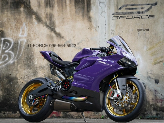 Ducati panigale 899 độ tông màu tím hết sức quyến rũ