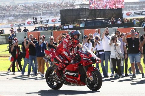 Francesco bagnaia chính thức trở thành nhà vô địch motogp thế giới 2022