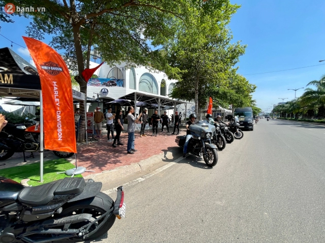 Harley-davidson khuấy động thành phố biển phan thiết bằng 4 cỗ máy hoàn toàn mới