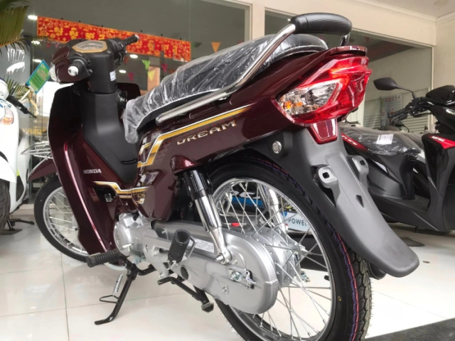 Honda dream 2023 lộ diện với những công nghệ thừa hưởng từ wave 125i 2023