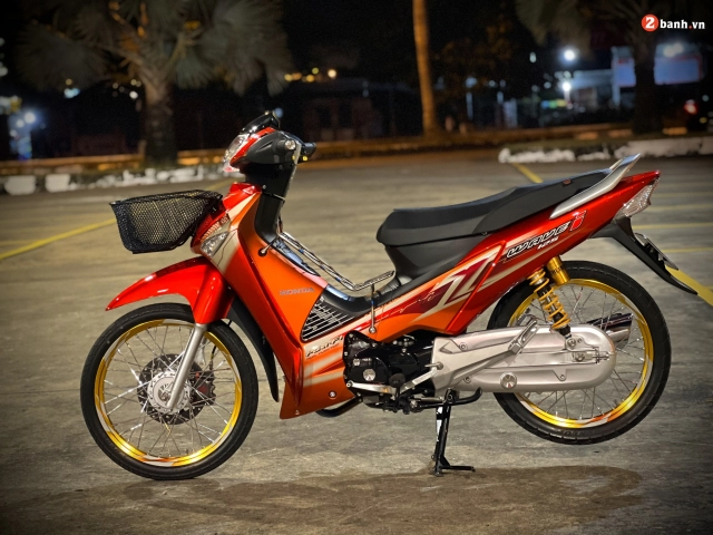 Honda future độ và 1001 lý do để anh em chúng ta chơi dàn áo ngoại quốc