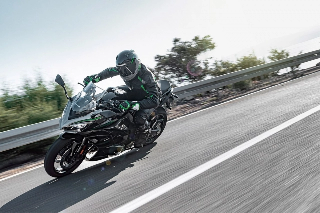 Kawasaki ninja 1000sx 2021 tăng giá bổ sung màu mới