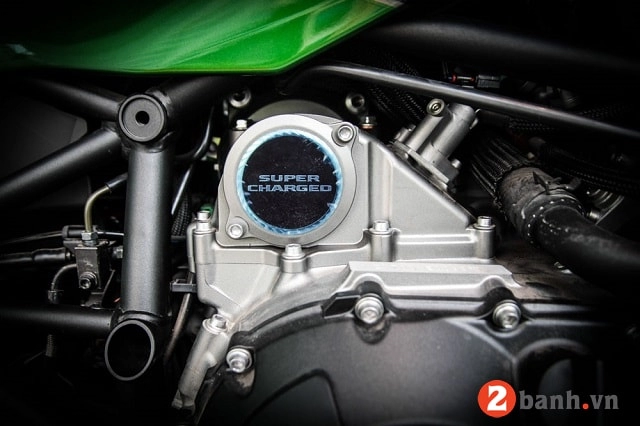 Kawasaki ninja h2 sx se bị triệu hồi vì lỗi ecu