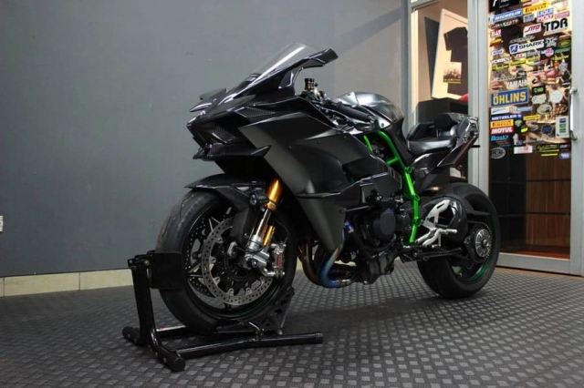 Kawasaki ninja h2 - trùm cuối lên đồ đón xuân