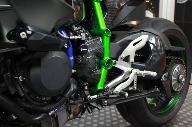 Kawasaki ninja h2 - trùm cuối lên đồ đón xuân