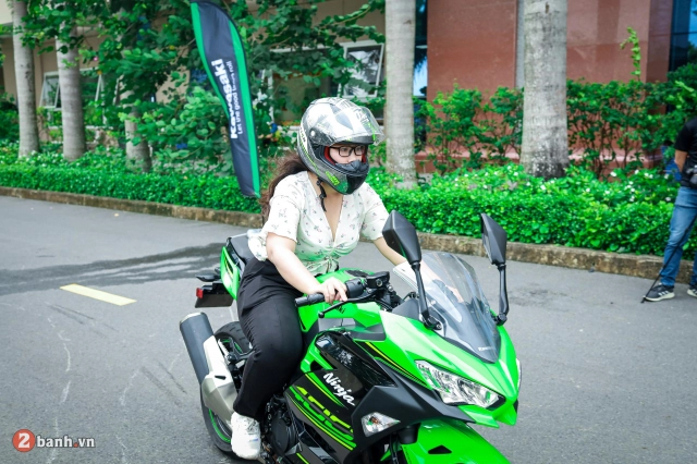 Kawasaki việt nam hướng dẫn lái xe an toàn tại trường đại học hutech