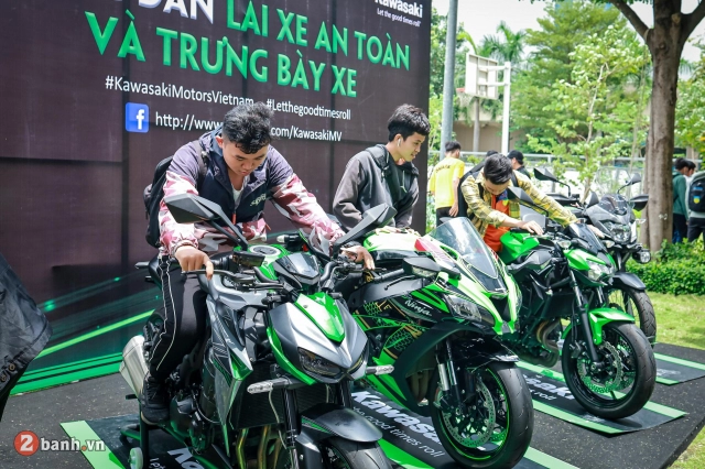 Kawasaki việt nam hướng dẫn lái xe an toàn tại trường đại học hutech