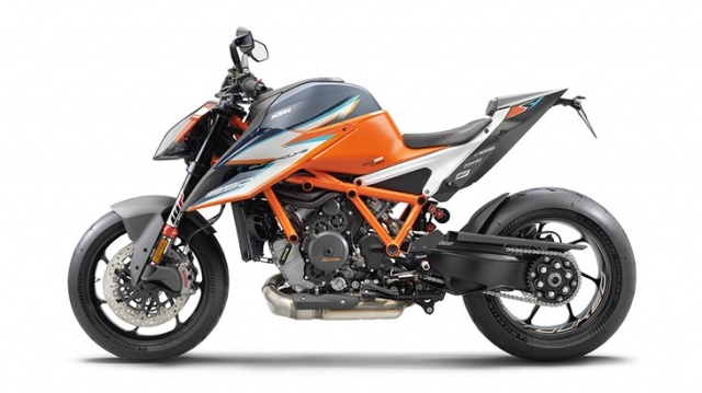 Ktm 1290 super duke rr hết hàng trong vòng chưa đầy một giờ