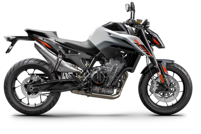 Ktm 790 duke 2023 được cập nhật lại vào năm mới đồng hành cùng đàn anh 890 duke