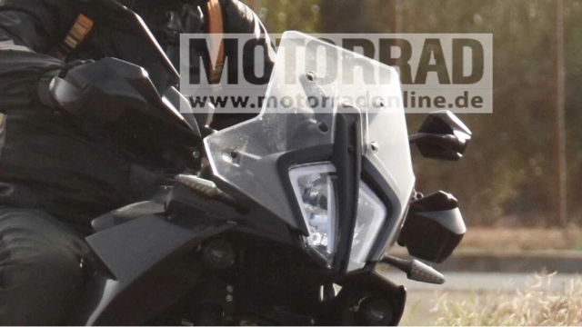 Ktm 890 smt mới sẽ bổ sung cho gia đình 890 hiện tại