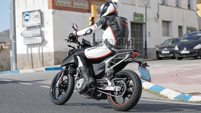 Ktm duke 125 thế hệ mới được phát hiện khi đang thử nghiệm