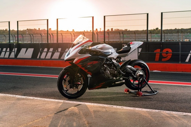 Mv agusta f3 rr 2022 trình làng với số lượng giới hạn