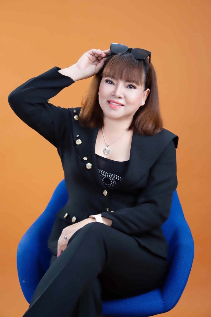 nữ hoàng ngọc trai thanh hương ngồi ghế nóng vietnam top fashion and hair 2020