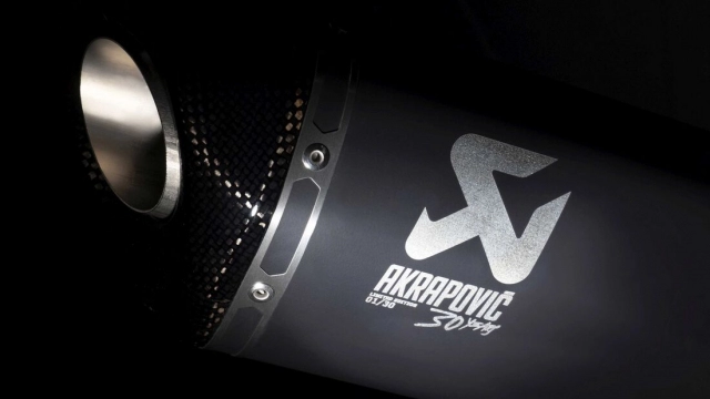 Ống xả akrapovic ra mắt phiên bản giới hạn dành cho kawasaki zx-10r và zx-10rr