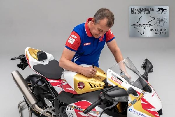 Phiên bản giới hạn honda cbr1000rr-r fireblade sp 100th tt start replica trình làng