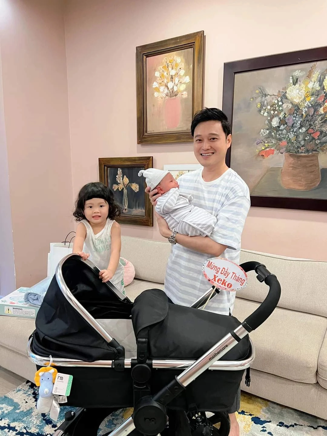Quang vinh tặng con trai siêu xe ngọc trinh chơi lớn mua đồ hiệu 150 triệu mừng sinh nhật con