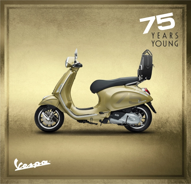 Ra mắt bộ đôi vespa phiên bản đặc biệt 75 năm tuổi trẻ