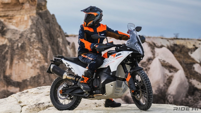 Tái tạo ktm 790 adventure 2023 thu hút khả năng xử lý linh hoạt hơn