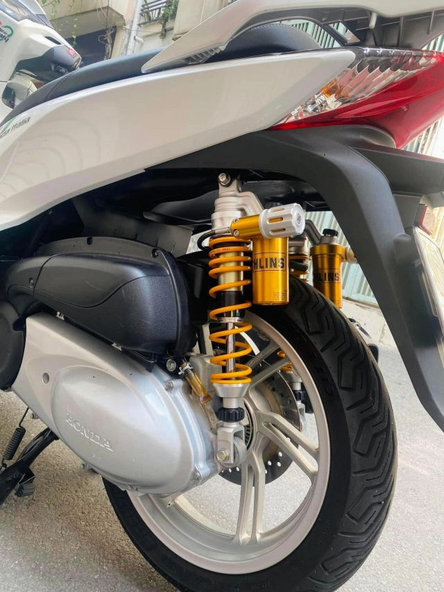 Thị trường phuộc ohlins dậy sống bởi dòng hpa kiểu mới