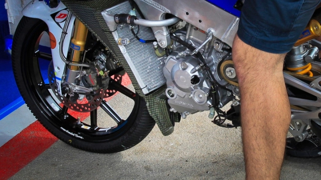 Thông tin về sự khác nhau giữa các cấp bậc xe đua motogp moto2 và moto3