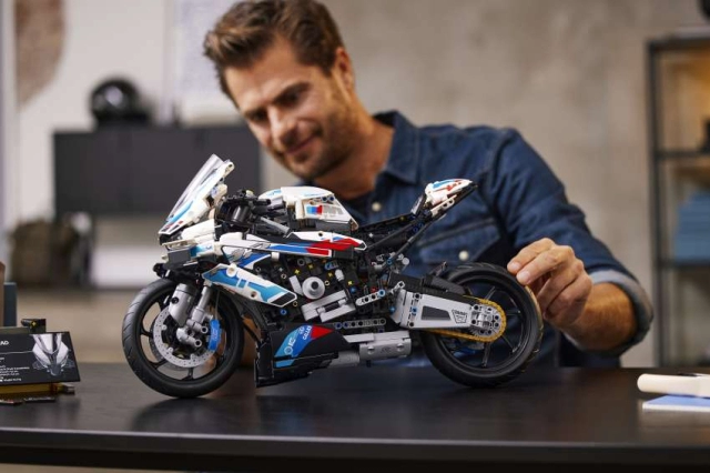 Trở thành chủ bmw m1000r lego tỷ lệ 1 5 chỉ từ 5 triệu đồng