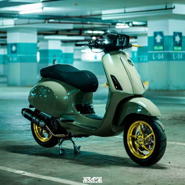 Vespa sprint lột xác thành bản độ kinh điển với diện mạo nhìn là mê