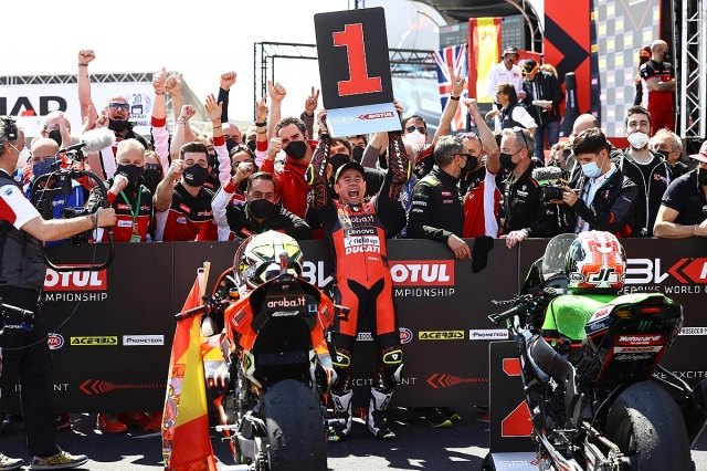 Wsbk liệu có nên đặt giới hạn trọng lượng xe và người đua kết hợp hay không