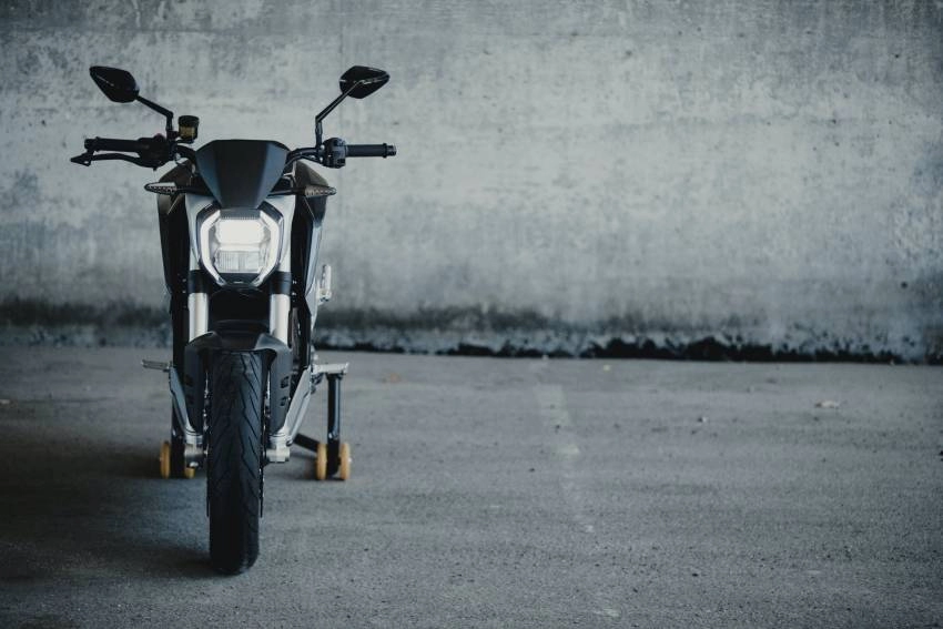 Zero motorcycles quickstrike mẫu mô tô điện với số lượng giới hạn