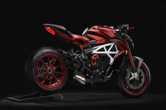 144 chiếc mv agusta brutale 800 rr lh44 limited edition giá hơn 500 triệu sẵn sàng lên kệ