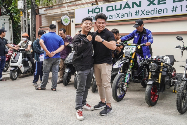 199 km team khai trương hội quán xe điện tại sài gòn