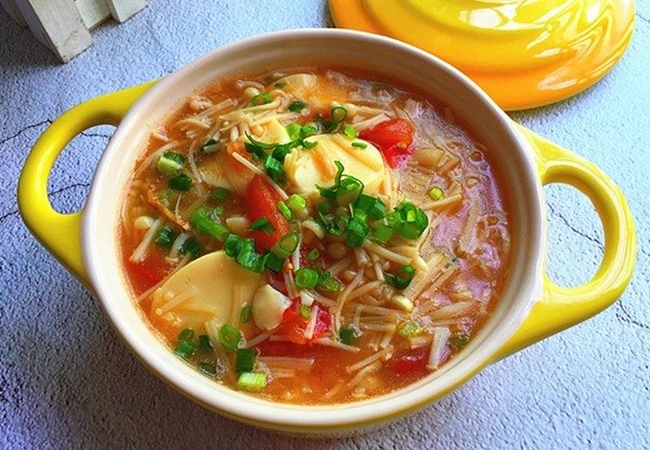 4 cách nấu canh trứng cà chua ngon đơn giản ai cũng thích
