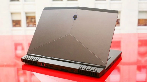 Alienware 13 r3 oled laptop chơi game tích hợp công nghệ thực tế ảo vr