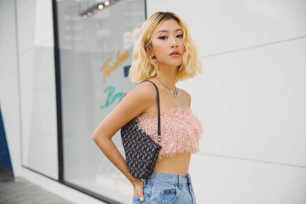 Áo tai tiếng nhất năm 17 tuổi của angela phương trinh lại đang là mốt 2019