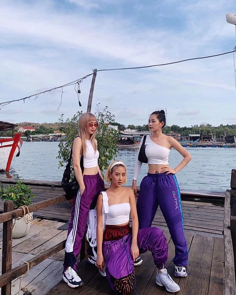 Áo tai tiếng nhất năm 17 tuổi của angela phương trinh lại đang là mốt 2019