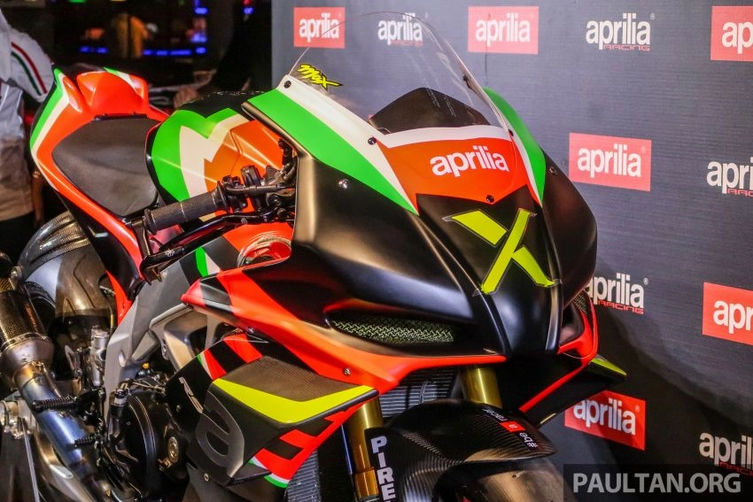 Aprilia rsv4 x phiên bản đặc biệt xuất hiện tại malaysia